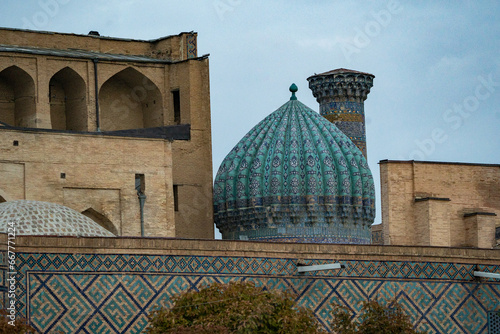 Fotografija the doom and building in historical place of Uzbekistan