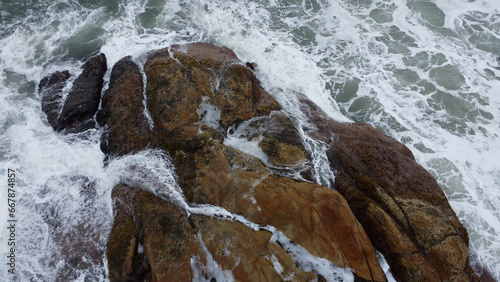 Pedras na encosta do mar photo