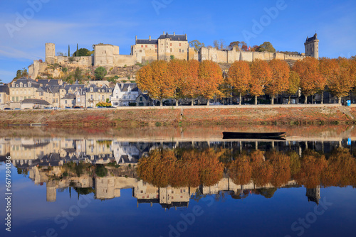 Le château de Chinon, château de la Loire	