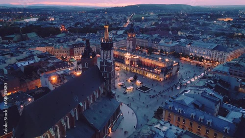 Kraków nocą - widok z drona na polskie zabytki - Rynek Główny, Kościół Mariacki, Sukiennice, Ratusz, Wawel, Floriańska photo