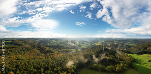Fotografie Windkraftanlegen im bergischen Land südlich von Hattingen, Ruhrgebiet, NRW