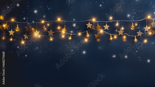 Des décorations de noël avec des étoiles et des guirlandes lumineuses.  photo