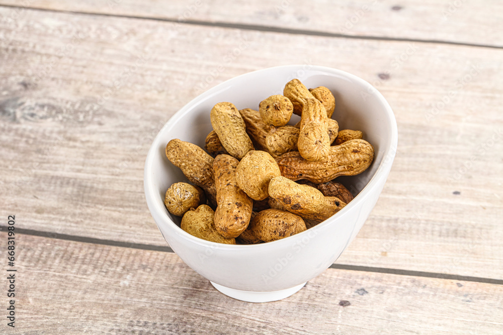 Raw ripe unpeeled peanut heap Raw ripe unpeeled peanut heap
