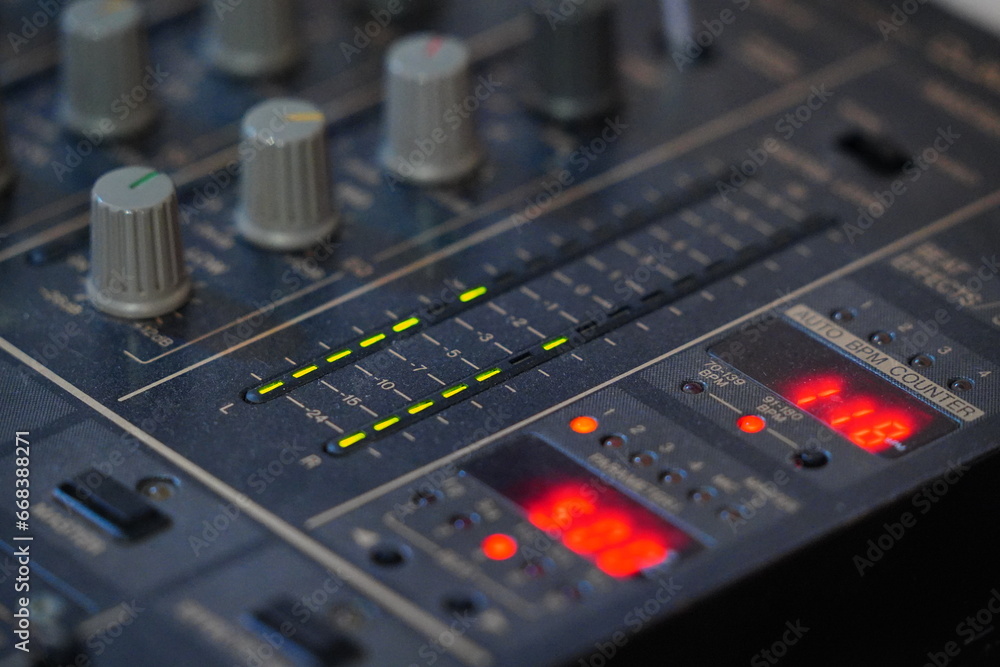 Audio mixing console Audio mixing console