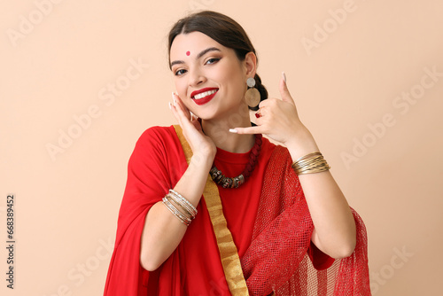 Beautiful young Indian woma...