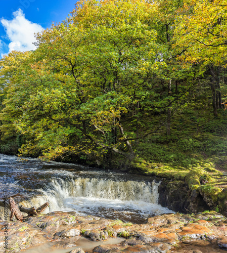 Sgwd y Bedol  meaning  horseshoe falls   is a series of three waterfalls in quick succession on the Nedd Fechan.