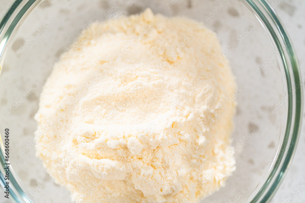 Simple vanilla bundt cake from box cake Simple vanilla bundt cake from box cake