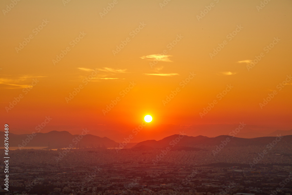 Athen ist die Hauptstadt von Griechenland. Athen ist die Hauptstadt von Griechenland.