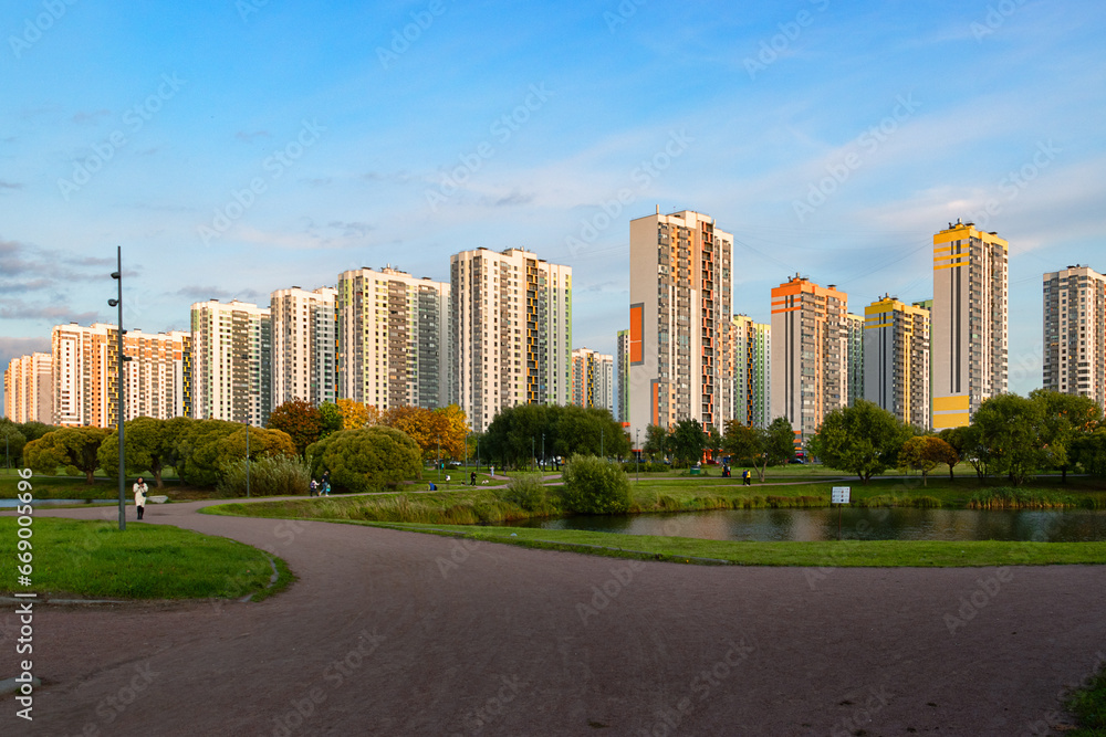 New buildings of the residential complex Sofia. Saint Petersburg. Frunze district New buildings of the residential complex Sofia. Saint Petersburg. Frunze district