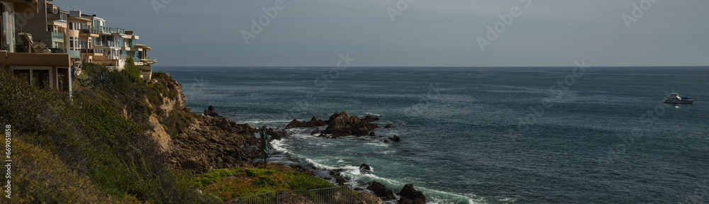 Cliffs and Pacific Ocean on Corona del Mar Beach, California, USA Cliffs and Pacific Ocean on Corona del Mar Beach, California, USA