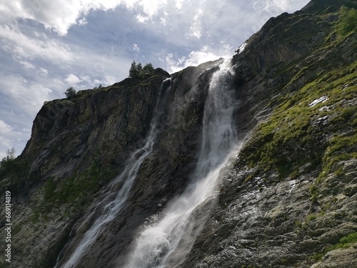 Arkhyz. Hike to the Sofia waterfalls. One day hike. Nine powerful streams