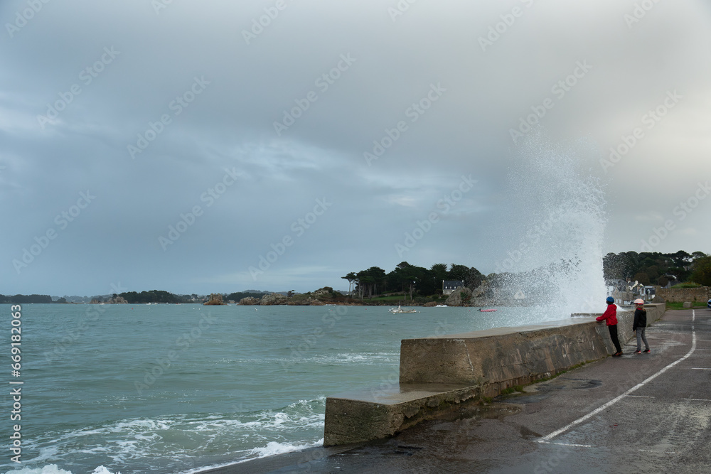 Joli paysage d'automne à Port-Blanc Penvénan Bretagne-France