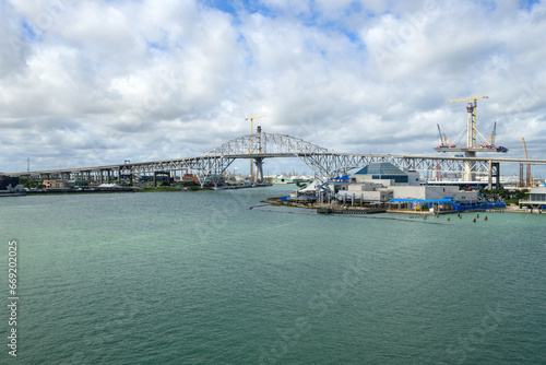 View over Harbor Bridge and the Texas State Aquarium in Corpus Christi. Texas, USA © vivoo