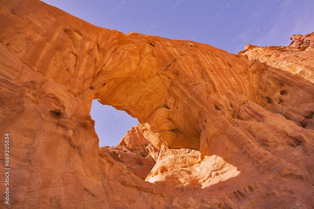 Fototapeta premium Natural erosive arch