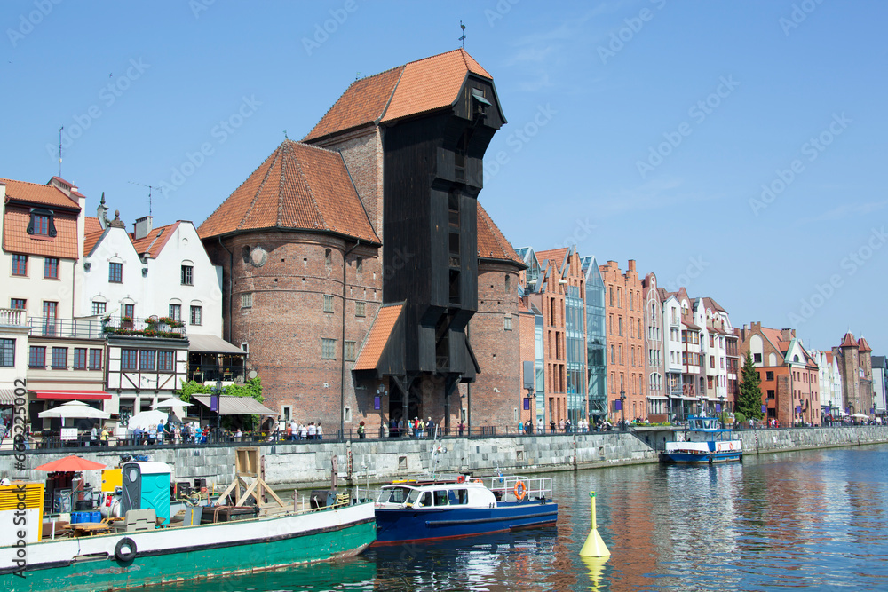 Naklejka premium Motlawa River Embankment And Gdansk Medieval Crane