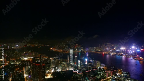 Wallpaper Mural 4K Time lapse Building and the skyline of Hong Kong city
 Torontodigital.ca