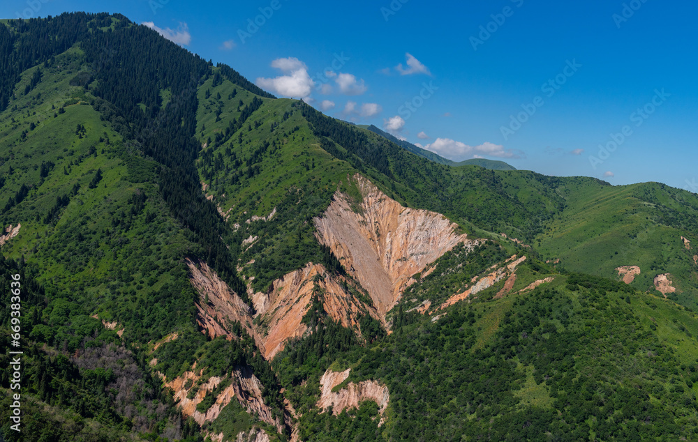 The trace of a giant earthen collapse in the Trans-Ili Alatau mountains ...