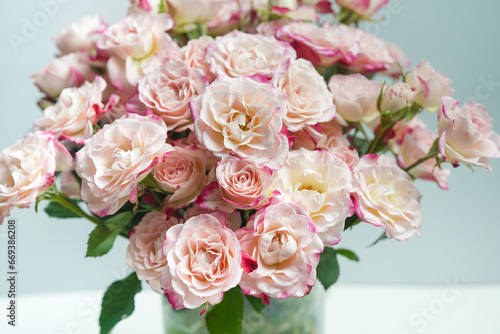 pink rose bouquet  © aunyaluck