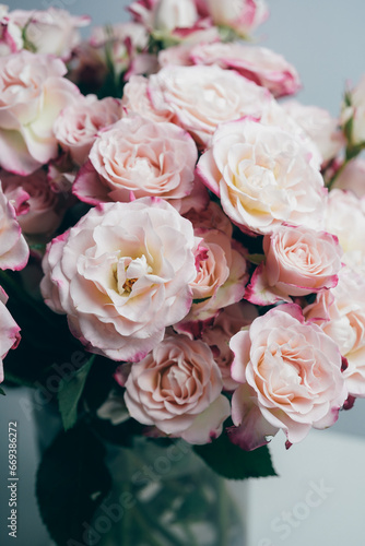 pink rose bouquet 