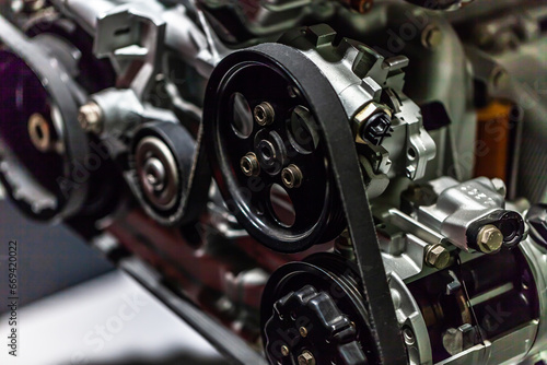 Timing chains and timing belts of the Porsche motor engine in details.