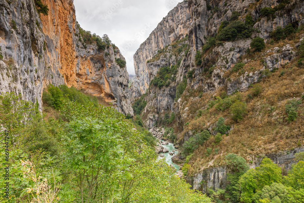 Vue des Gorges du Verdon du Sentier Blanc-Martel  en France