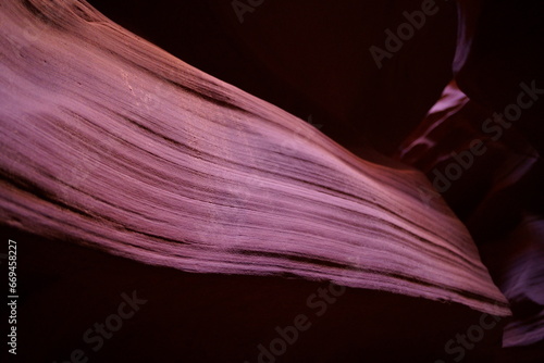 Antelope Canyon (Page, AZ, USA)
