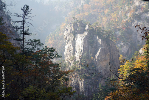 Rock of Mt. Seorak © 정의 박