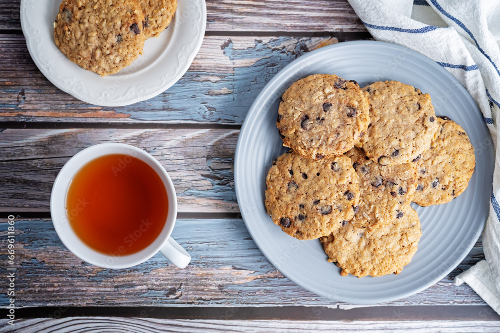 Fresh sweet healthy oatmeal cookies with chocloate drops Fresh sweet healthy oatmeal cookies with chocloate drops