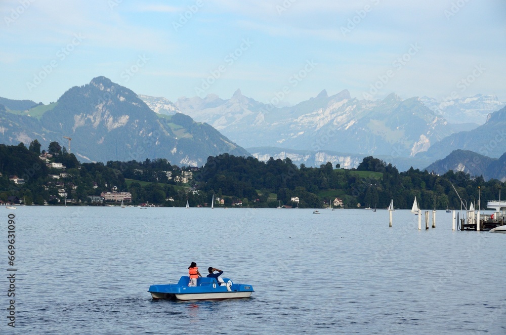 Lago Lucerna, Suiza