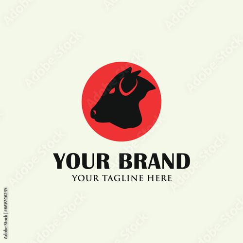 Head cow simple logo vector