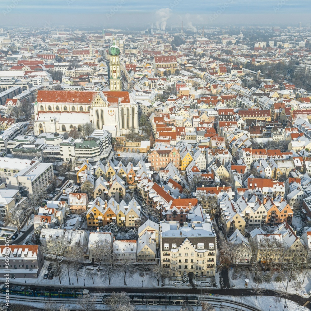 Augsburg im Winter - Ausblick St. Ulrich und Afra und das Ulrichviertel
