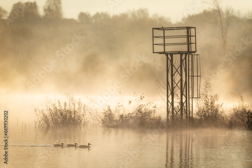 Fototapeta Naklejka Na Ścianę i Meble -  Jezioro Żywiecki