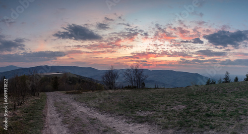 Fototapeta Naklejka Na Ścianę i Meble -  Kiczera
