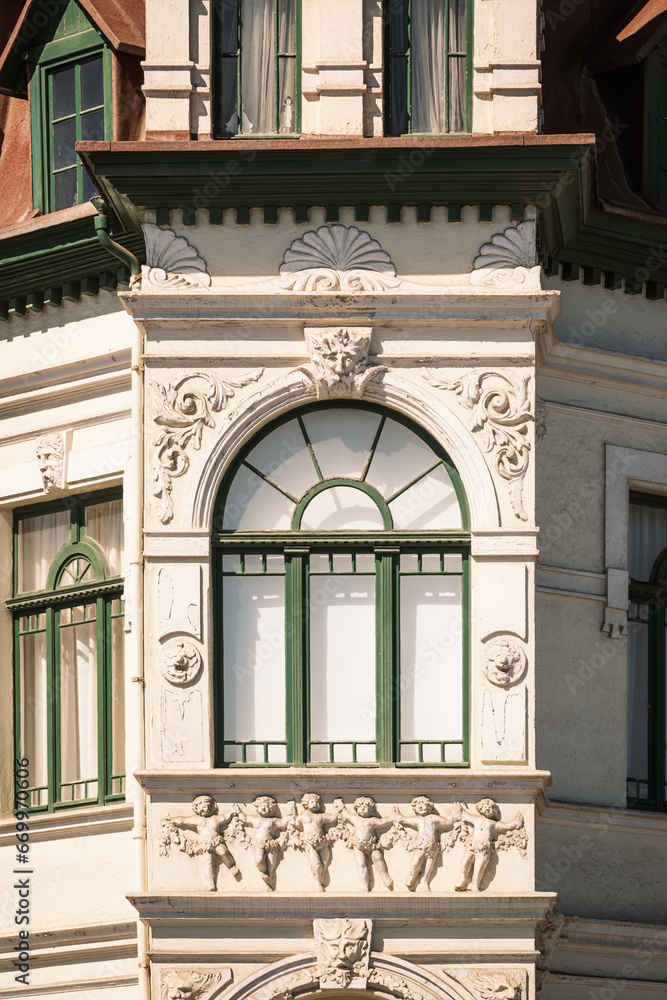 Φωτογραφία Detail of the fa?ade of Hohenzollern Building in Swakopmund, Namibia