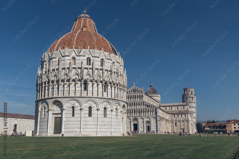 Baptistery and Cathedral of Pisa, Tuscany, Italy, Europe.
