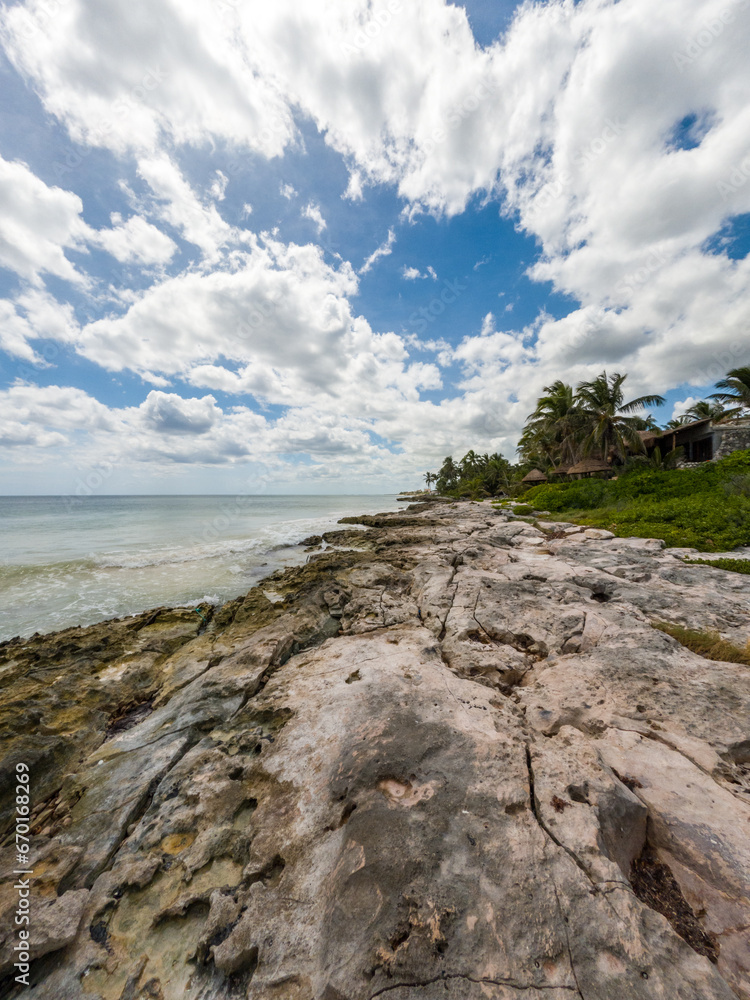 Beautiful Caribbean coast with clear waters and beautiful beaches.