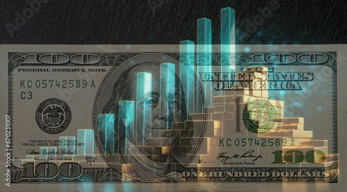 Billete de 100 dólares con un gráfico de barras mostrando crecimiento económico y lingotes de oro