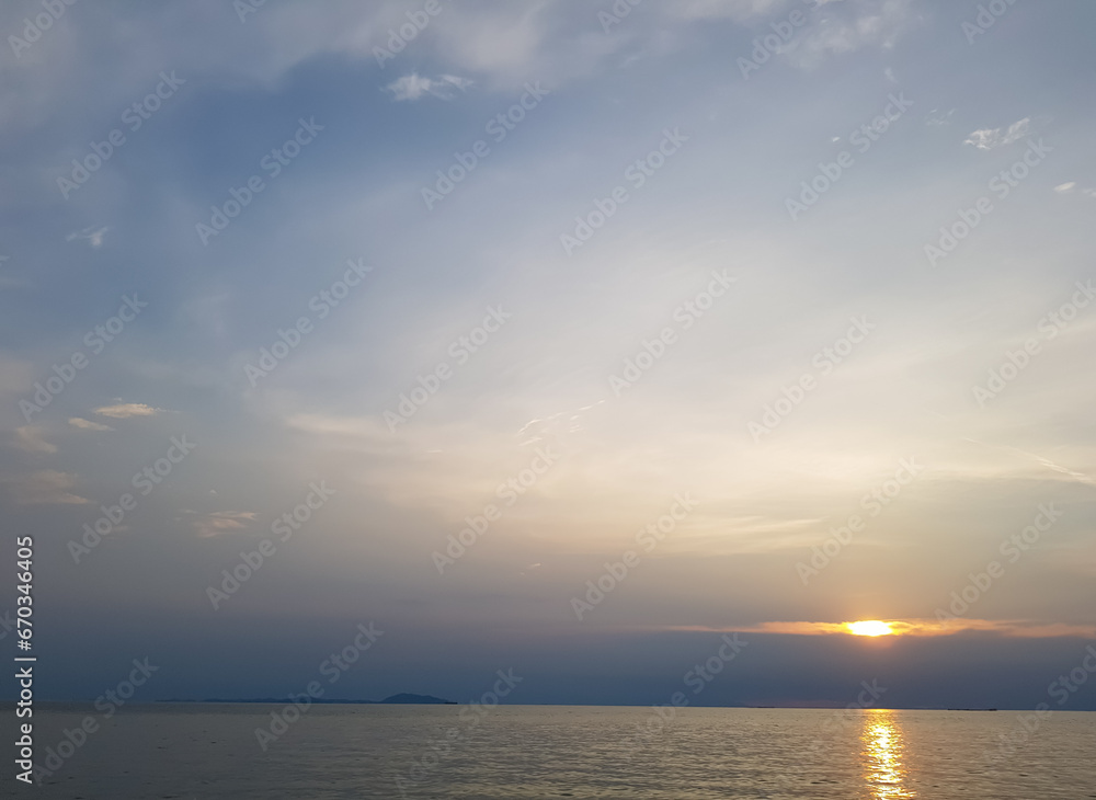 Image of the sky and sea at sunset.
