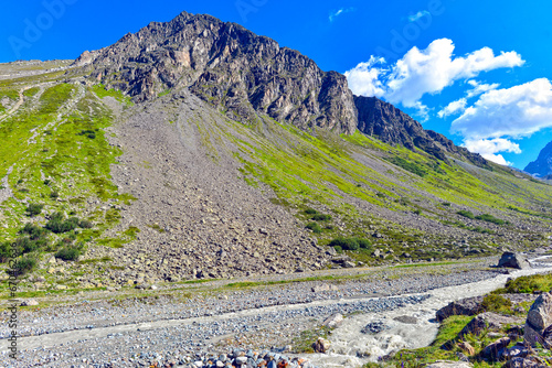 Das Lareintal, Seitental des Paznauntals in Tirol (Österreich) photo