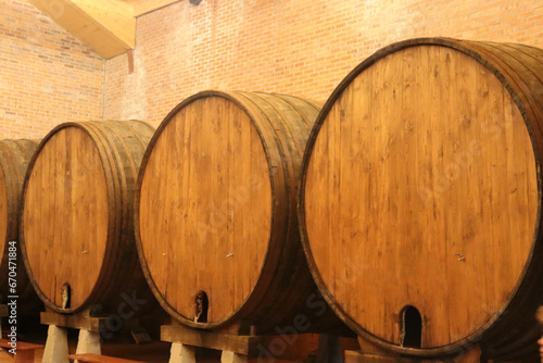 Wooden barrels for alcoholic beverages