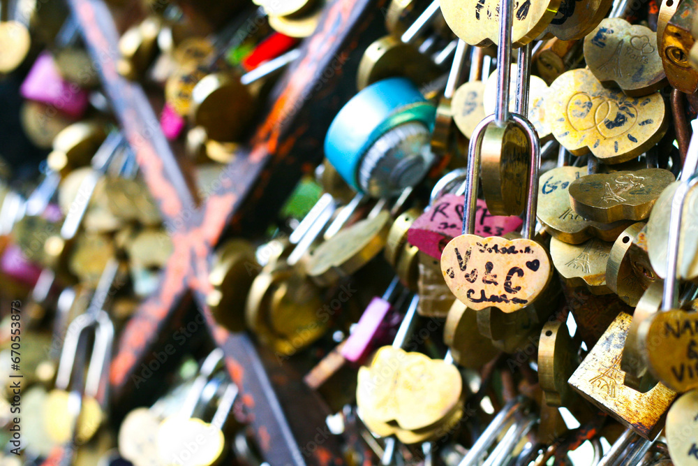 Love locks in Paris. A tradition and love symbol.  - obrazy, fototapety, plakaty 