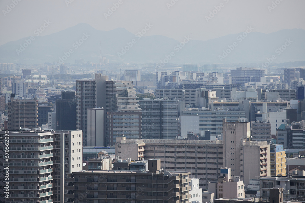Obraz premium 昼の大阪市の街並みの風景