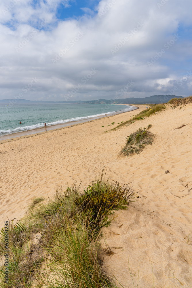 View of the extensive beach of La Lanzada, A Lanzada, in O Grove and Sanxenxo, Pontevedra, Galicia. View of the extensive beach of La Lanzada, A Lanzada, in O Grove and Sanxenxo, Pontevedra, Galicia.