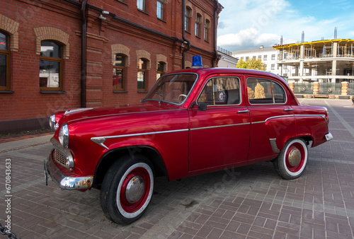 Retro car Moskvich 407 © Firefly