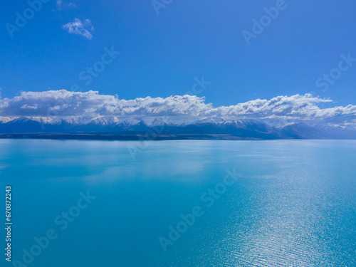 Drone view of Lake Pukaki in New Zealand_뉴질랜드 푸카키 호수 드론뷰