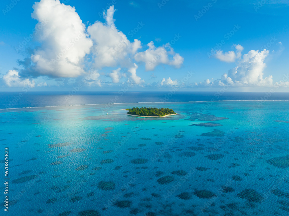 Drone view of Isleta Managaha in Saipan_사이판 마나가하 섬 드론뷰