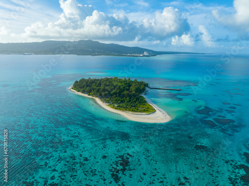 Drone view of Isleta Managaha in Saipan_사이판 마나가하 섬 드론뷰