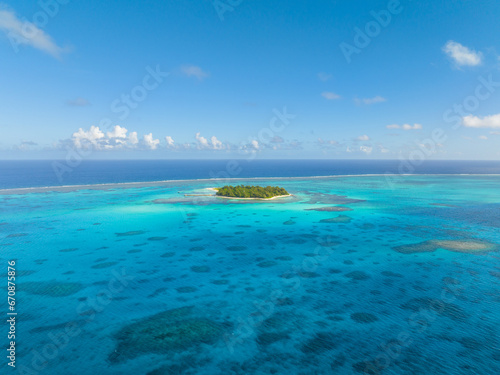 Drone view of Isleta Managaha in Saipan_사이판 마나가하 섬 드론뷰