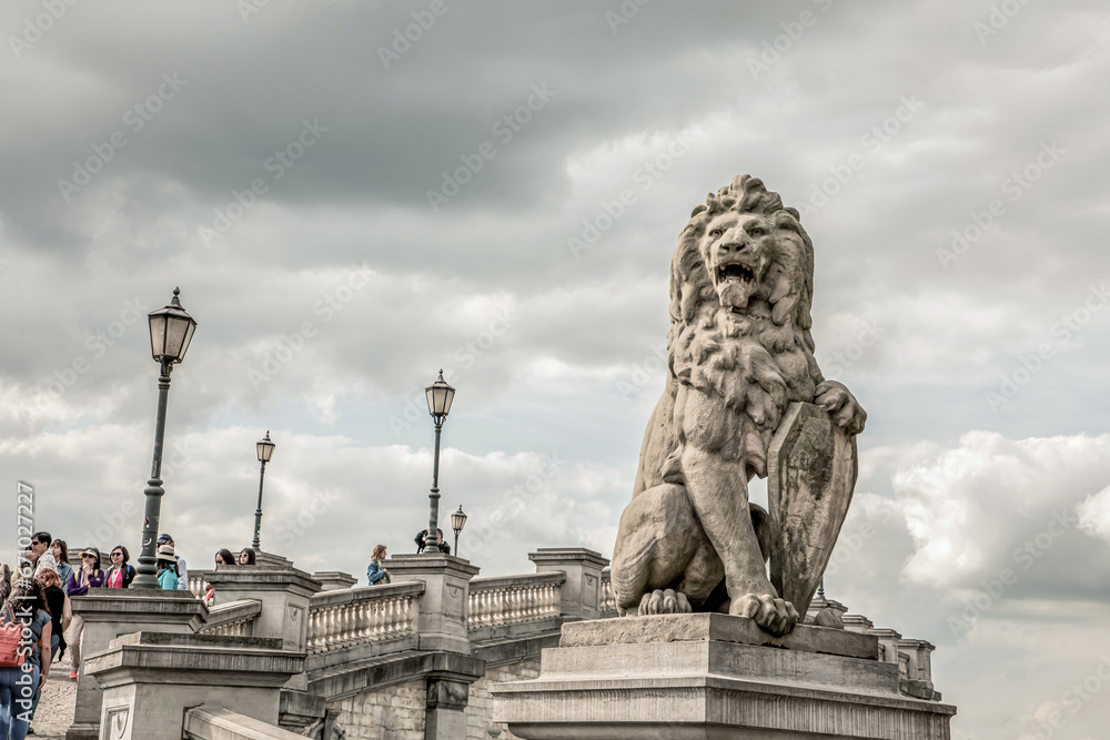 lion figure on the embankment