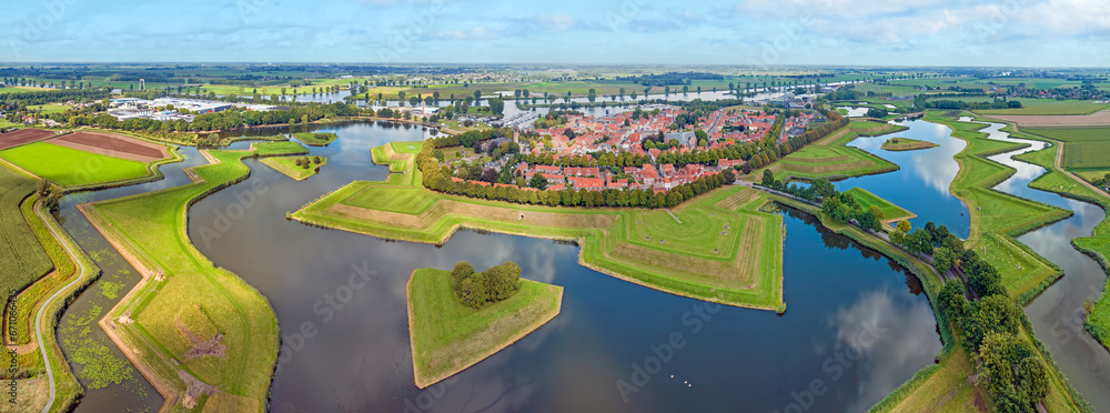 Obraz na płótnie Aerial from the traditional city Heusden in Noord Brabant Netherlands w salonie